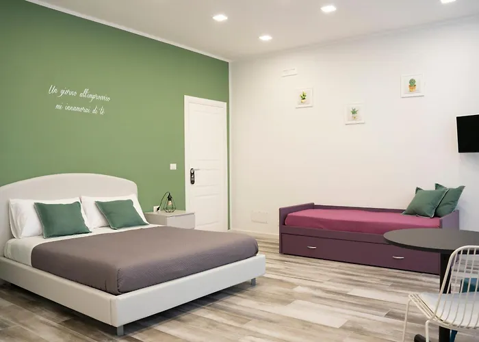 Fara\'S House